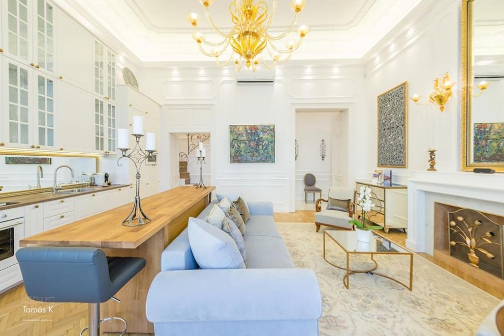 Bpr The Golden Astoria With Balcony And A/C Apartment Будапеща Екстериор снимка